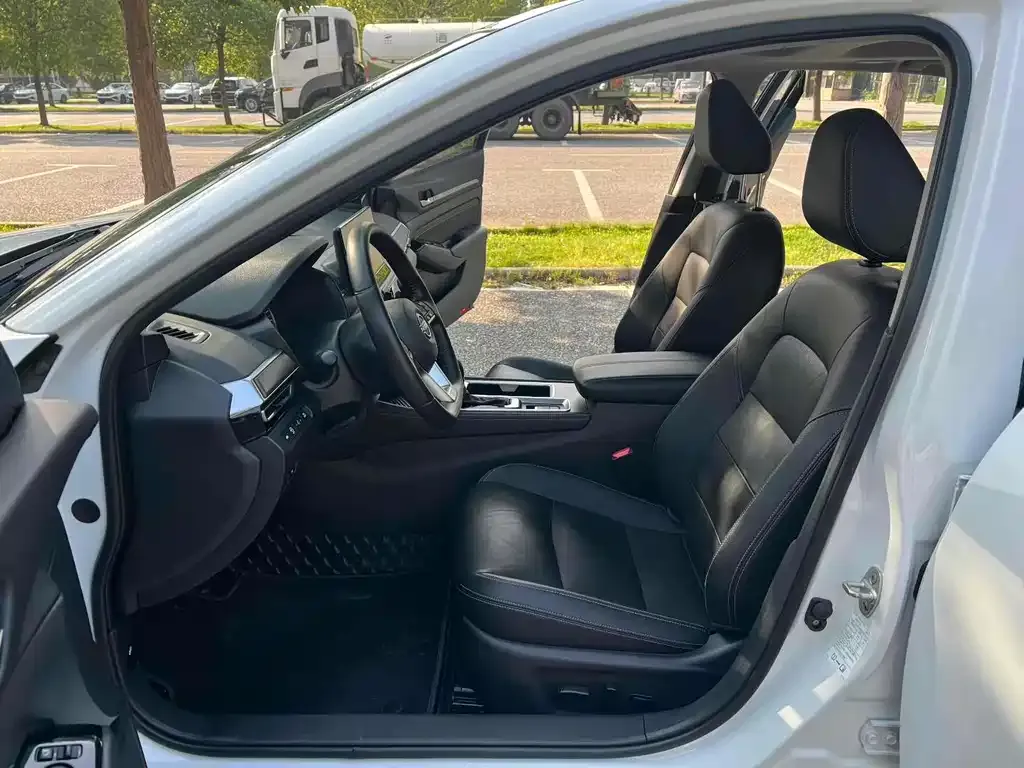 Nissan Teana 2023 из CN, фото 4