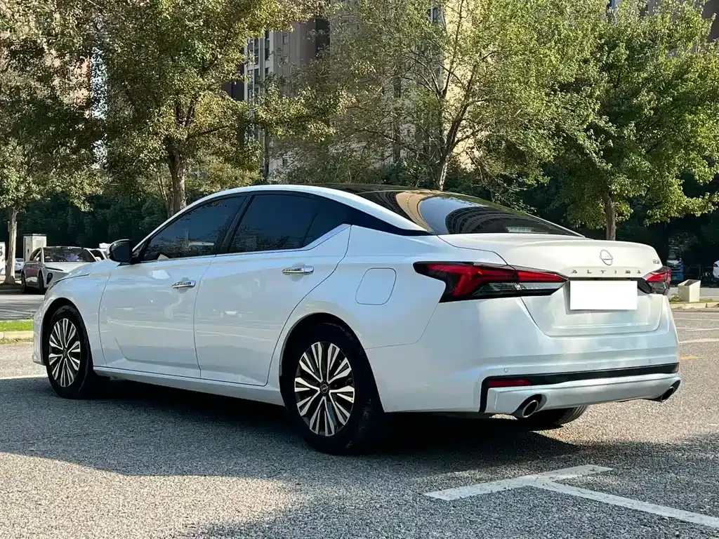 Nissan Teana 2023 из CN, фото 9