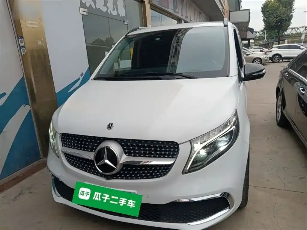 Mercedes-Benz V-Class 2022 из CN, фото 3