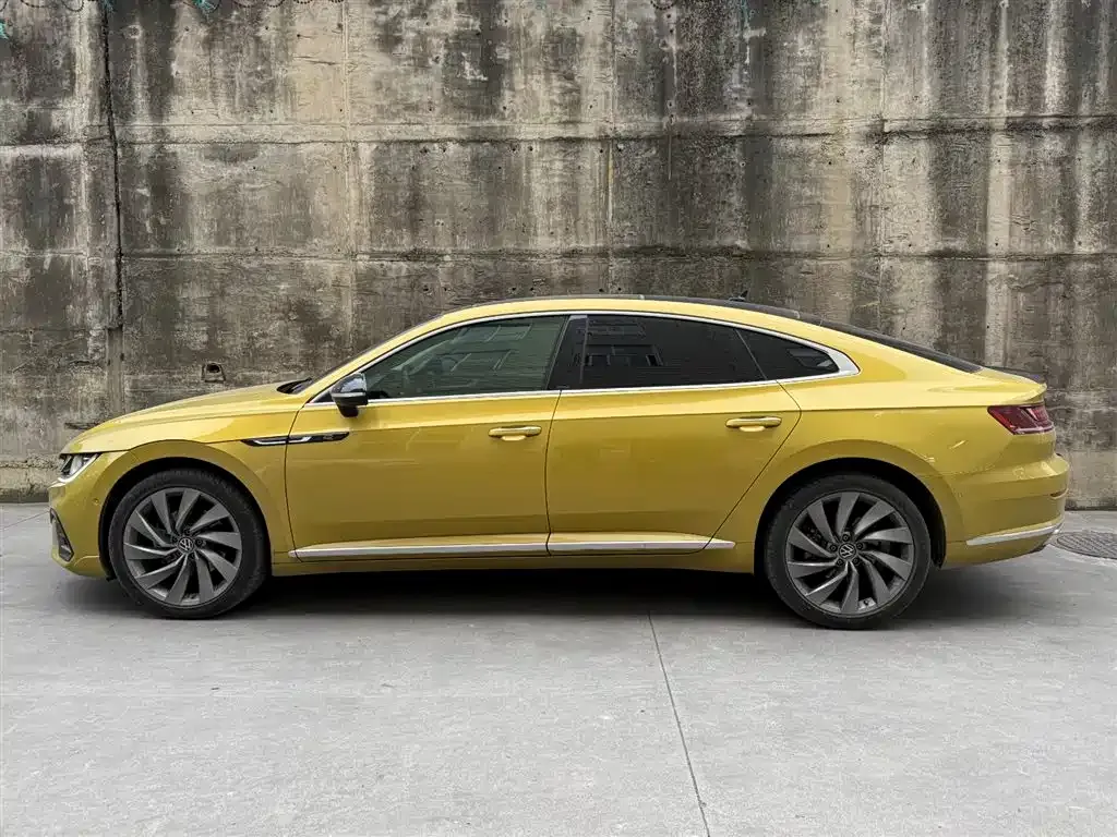 Volkswagen CC 2022 из CN, фото 3