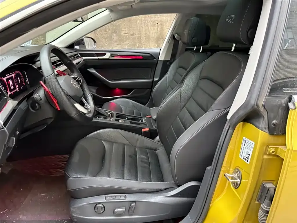 Volkswagen CC 2022 из CN, фото 8