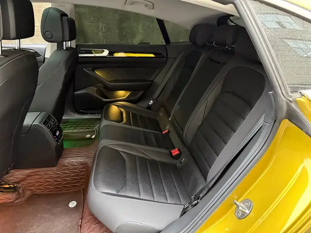 Volkswagen CC 2022 из CN, фото 9