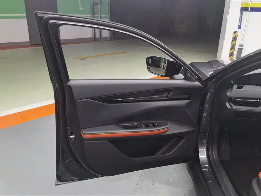 Changan UNI-V 2024 из CN, фото 7