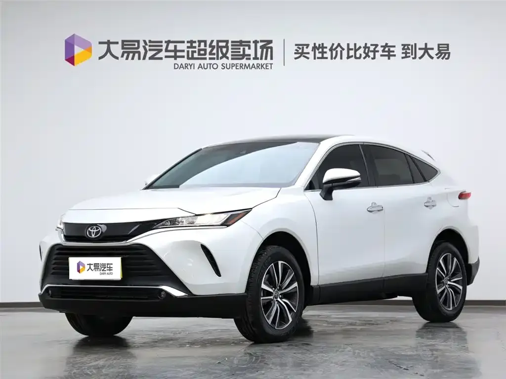 Toyota Harrier — фото 1