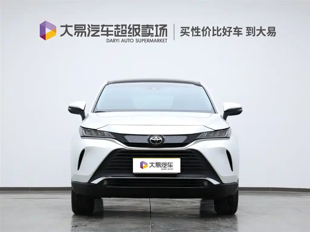 Toyota Harrier — фото 2