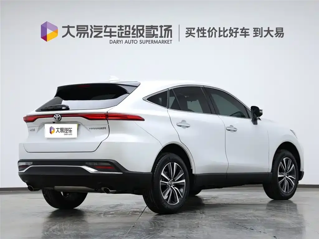 Toyota Harrier — фото 3