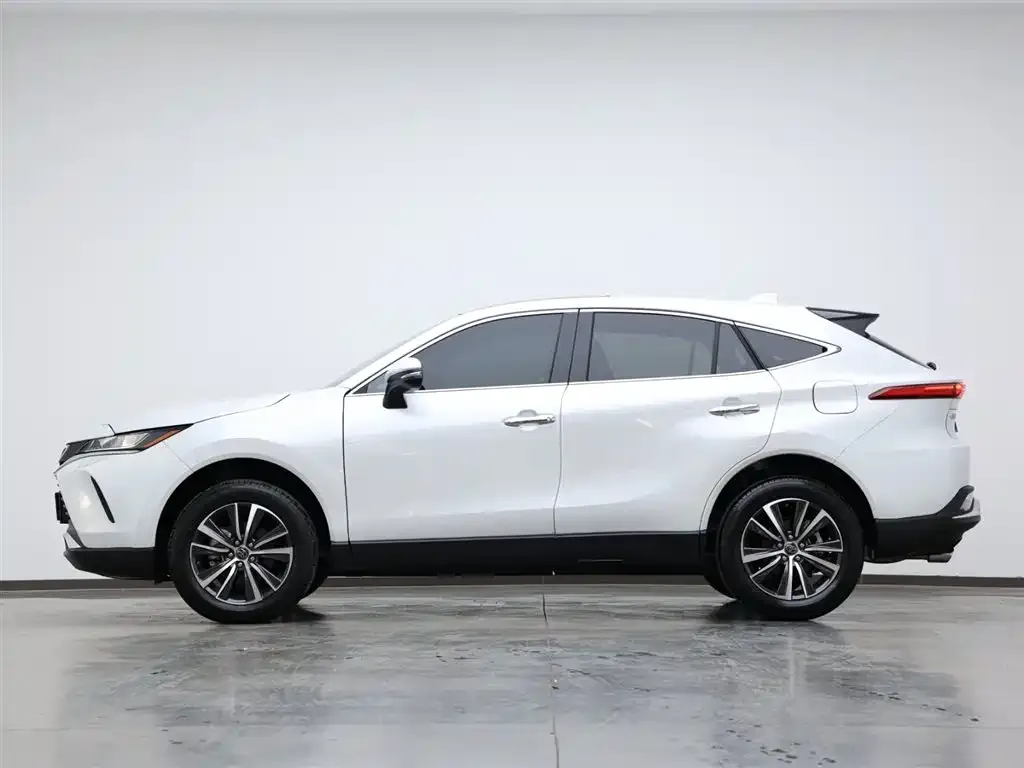 Toyota Harrier — фото 5