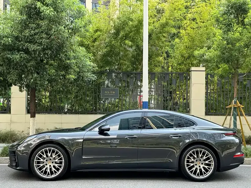 Porsche Panamera 2024 из CN, фото 3