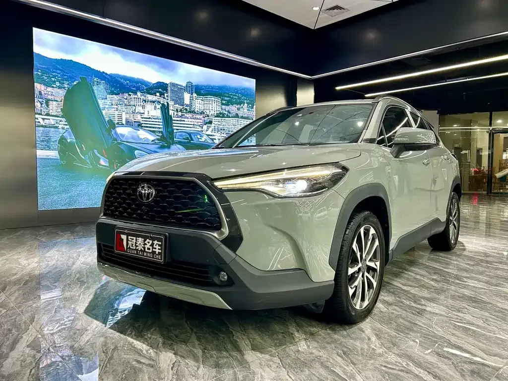 Toyota Corolla Cross 2022 из CN, фото 1