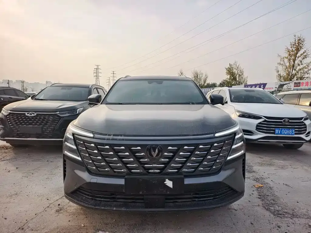 Changan CS75PLUS 2024 из CN, фото 2