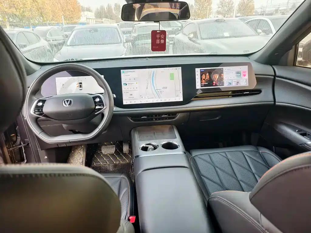 Changan CS75PLUS 2024 из CN, фото 4