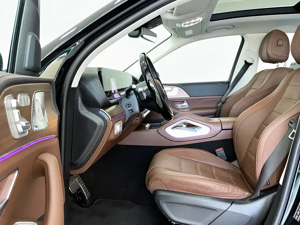 Mercedes-Benz GLS — фото 8