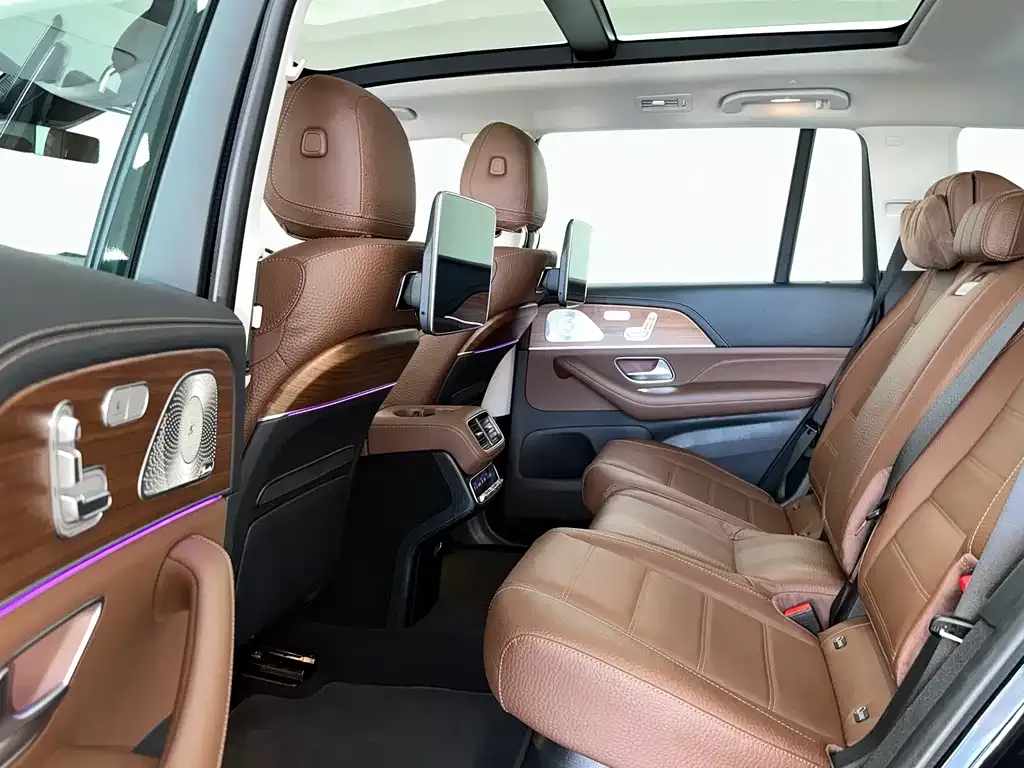 Mercedes-Benz GLS — фото 9