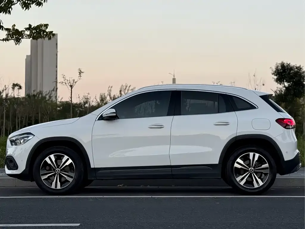 Mercedes-Benz GLA 2022 из CN, фото 4