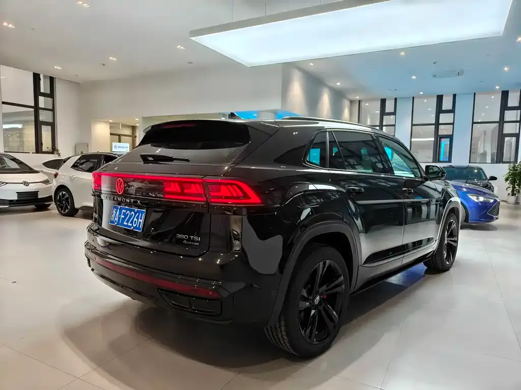 Volkswagen Teramont 2024 из CN, фото 4