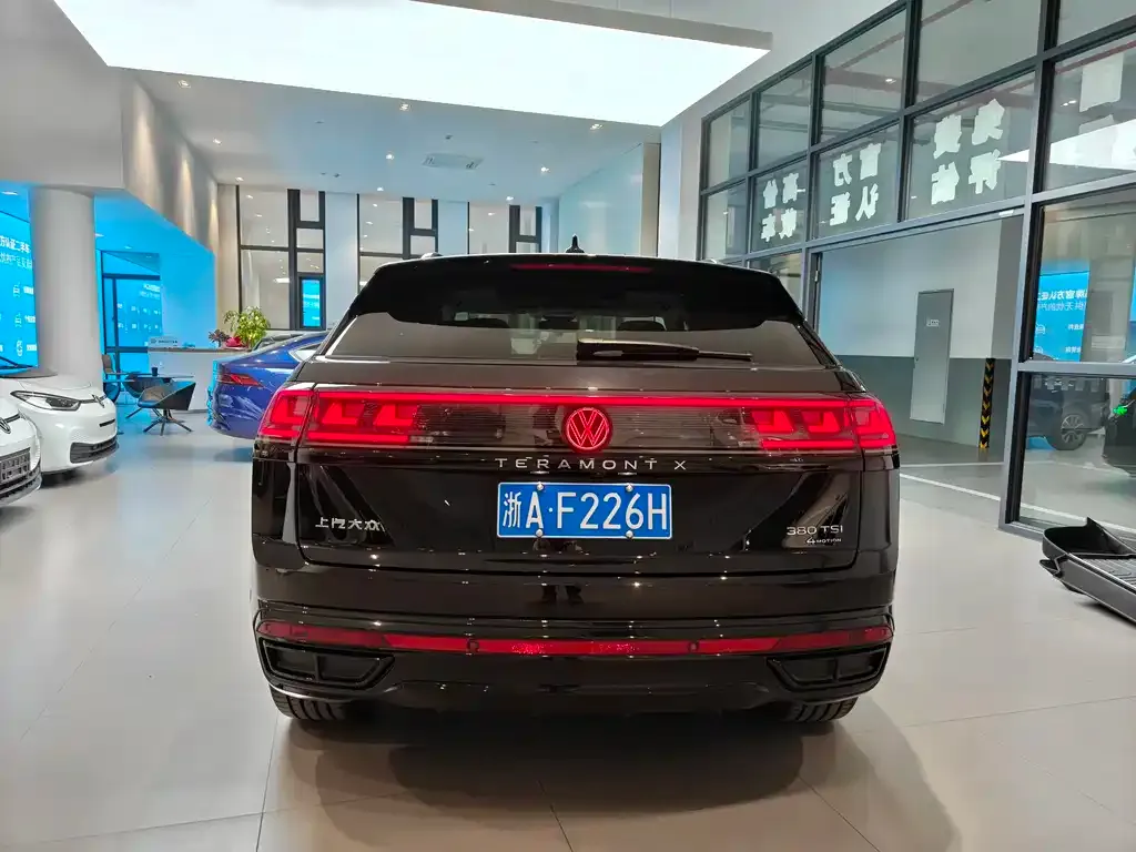 Volkswagen Teramont 2024 из CN, фото 5