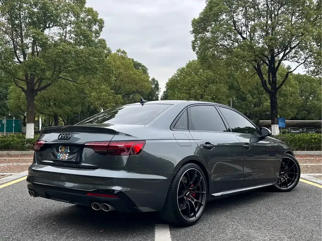 Audi S4 2023 из CN, фото 3