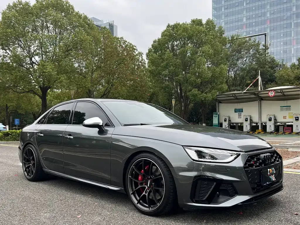 Audi S4 2023 из CN, фото 5