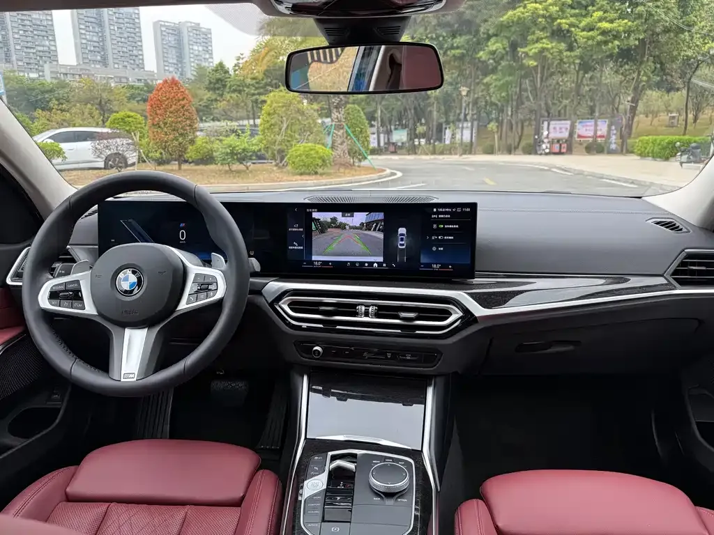 BMW 3 Series 2024 из CN, фото 9