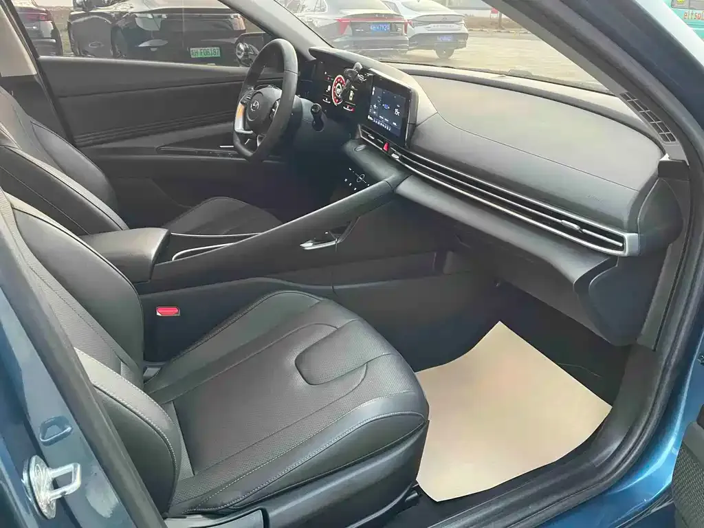 Hyundai Elantra 2021 из CN, фото 5