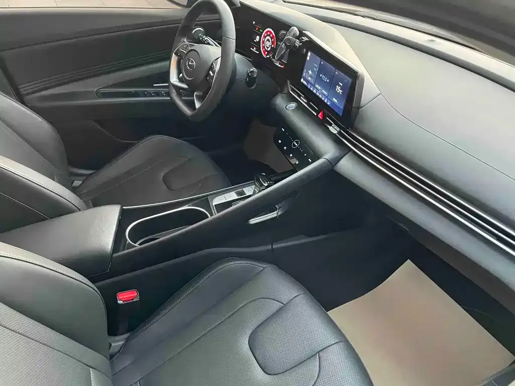 Hyundai Elantra 2021 из CN, фото 6