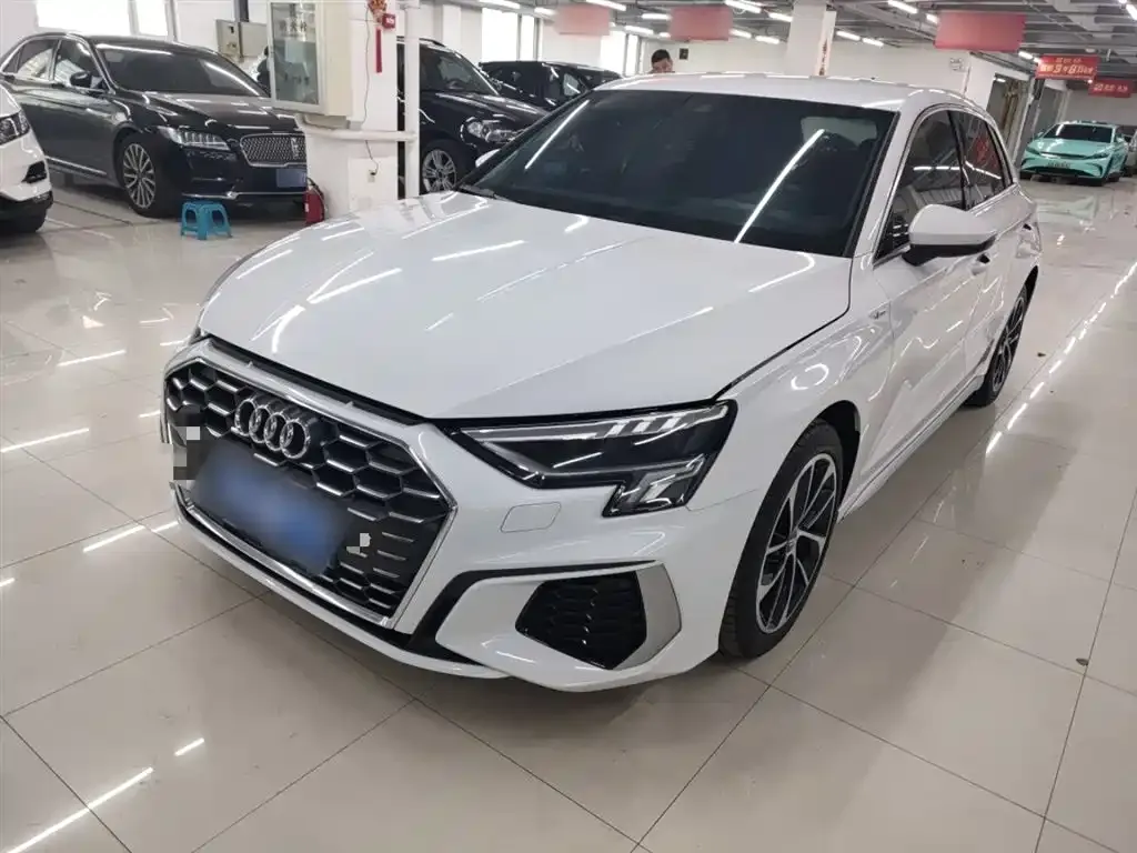 Audi A3 2021 из CN, фото 1