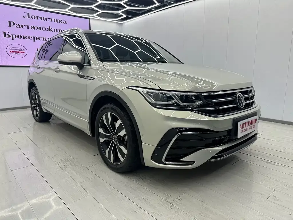 Volkswagen Tiguan L — фото 3