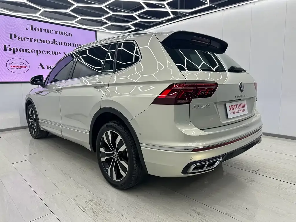 Volkswagen Tiguan L — фото 8
