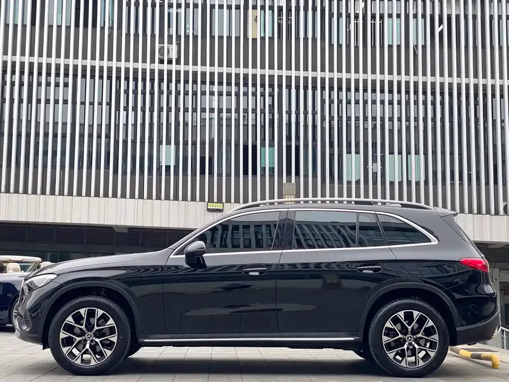 Mercedes-Benz GLC 2023 из CN, фото 3