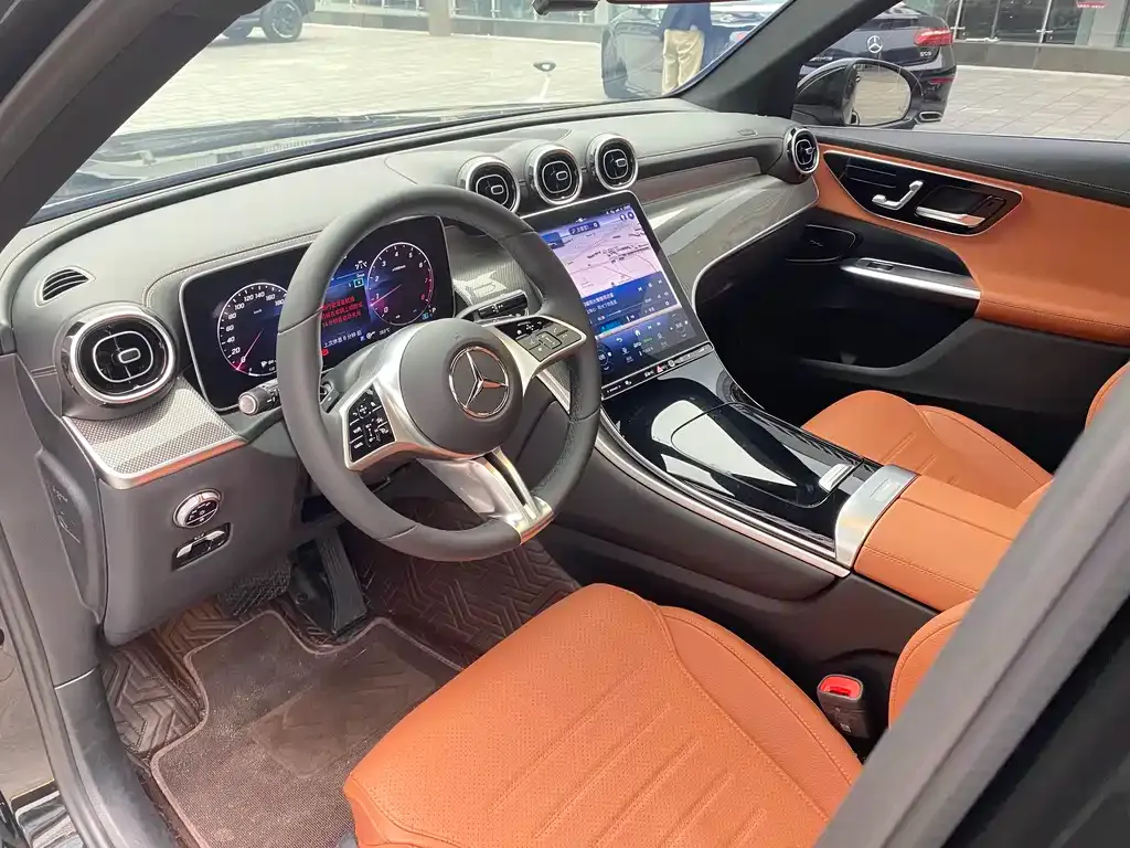 Mercedes-Benz GLC 2023 из CN, фото 4