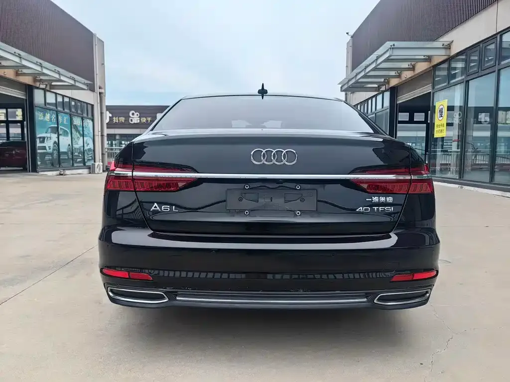 Audi A6L — фото 8
