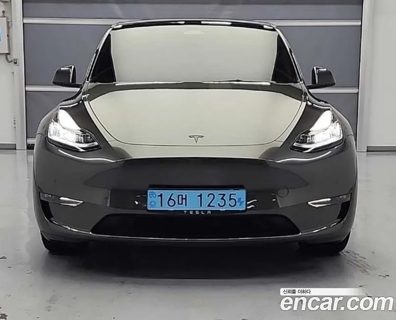 Tesla Model Y — фото 2