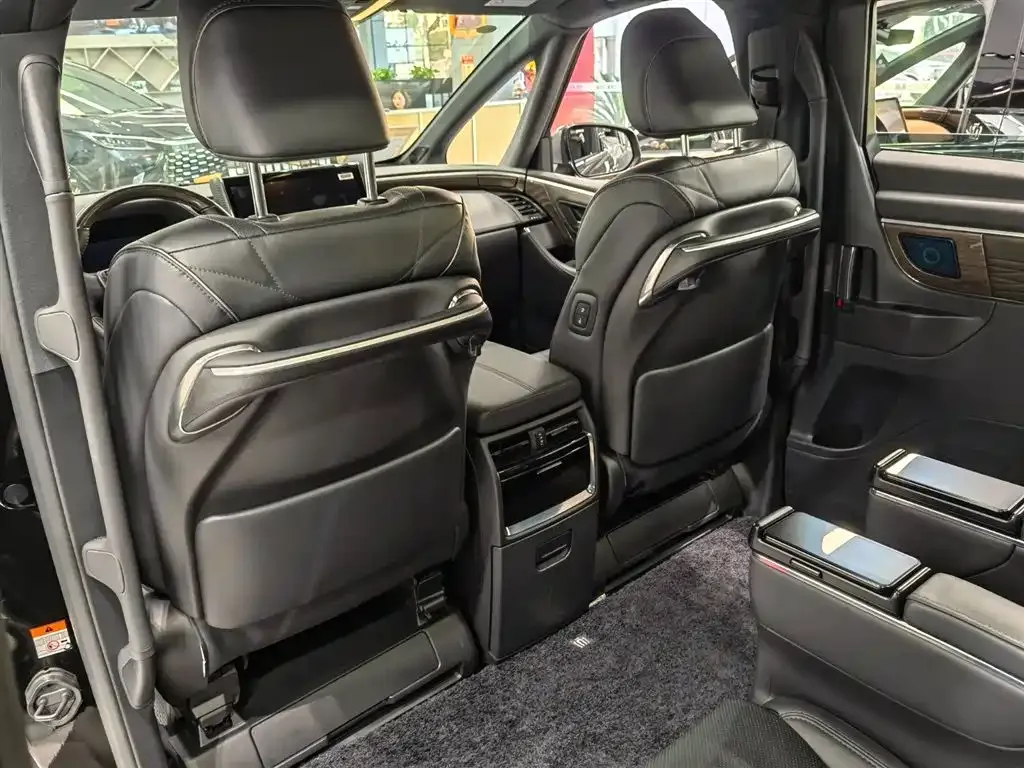 Toyota Vellfire 2024 из CN, фото 9