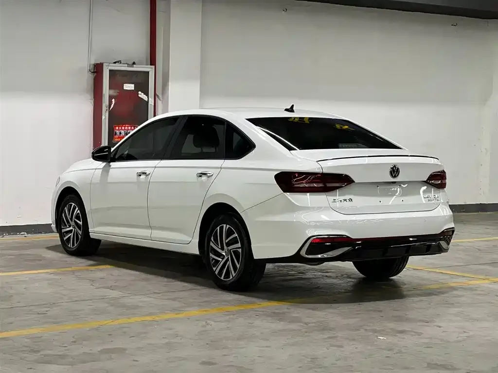 Volkswagen Lavida 2022 из CN, фото 4