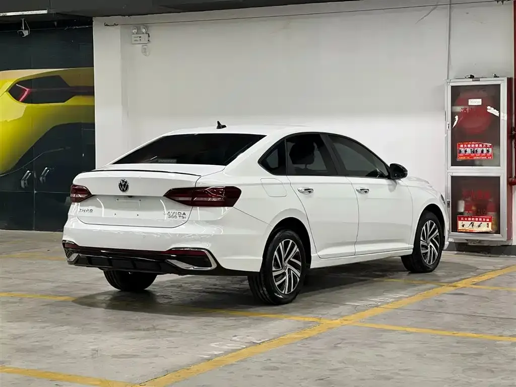 Volkswagen Lavida 2022 из CN, фото 5
