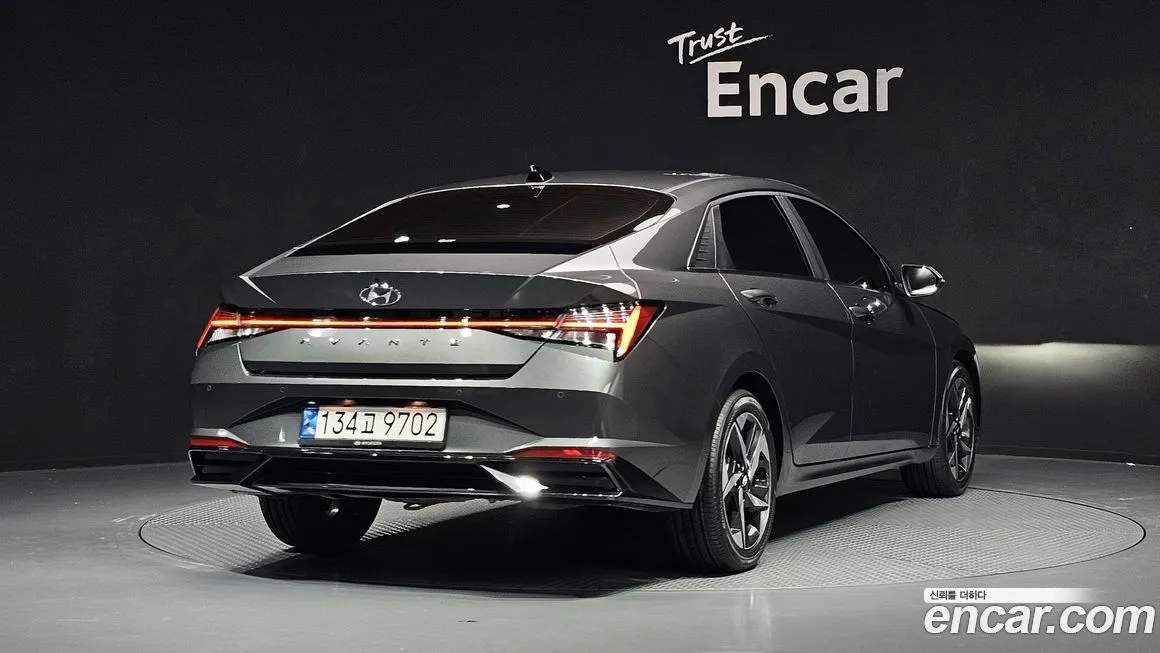 Hyundai AVANTE — фото 2
