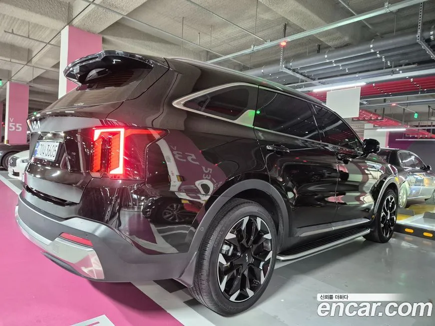 Kia Sorento — фото 8