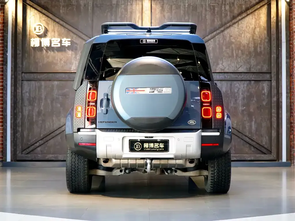 Land Rover Defender — фото 5