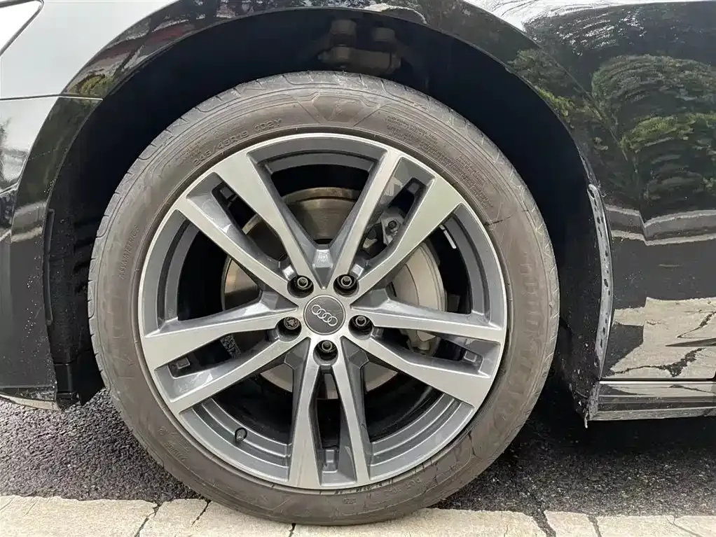 Audi A6L 2021 из CN, фото 2