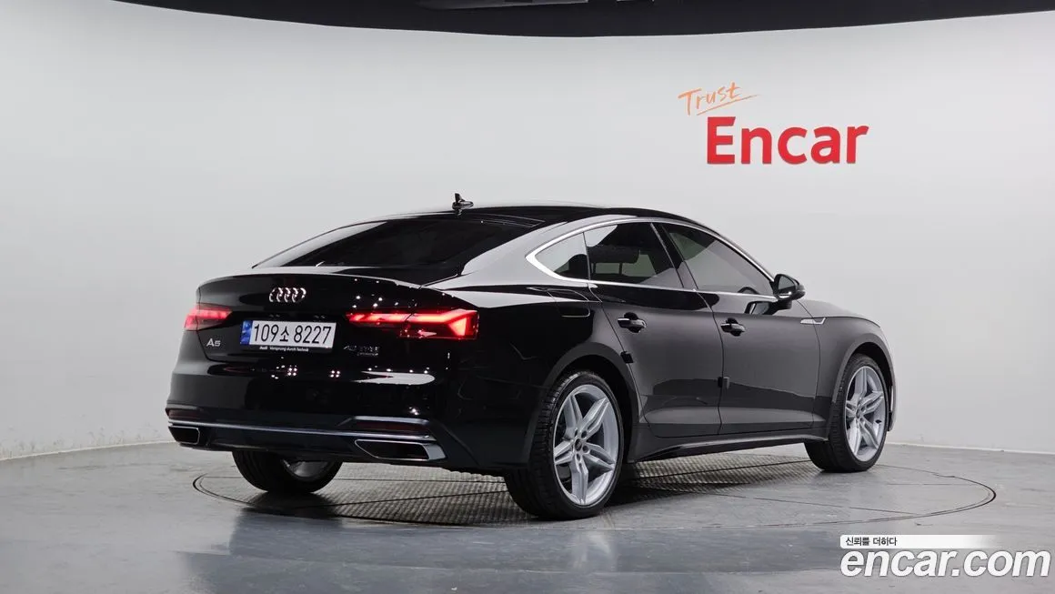 Audi A5 2023 из KR, фото 2