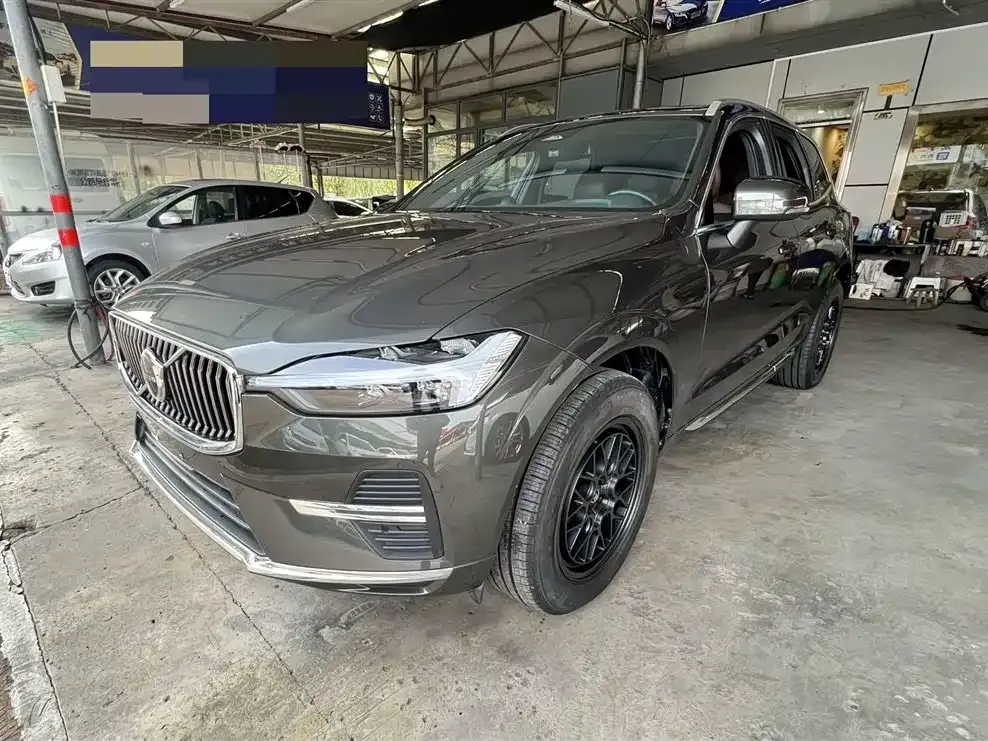 Volvo XC60 2022 из CN, фото 1