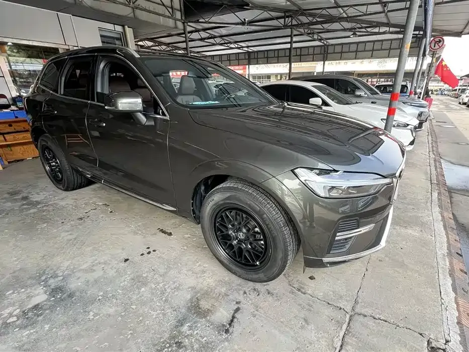 Volvo XC60 2022 из CN, фото 3