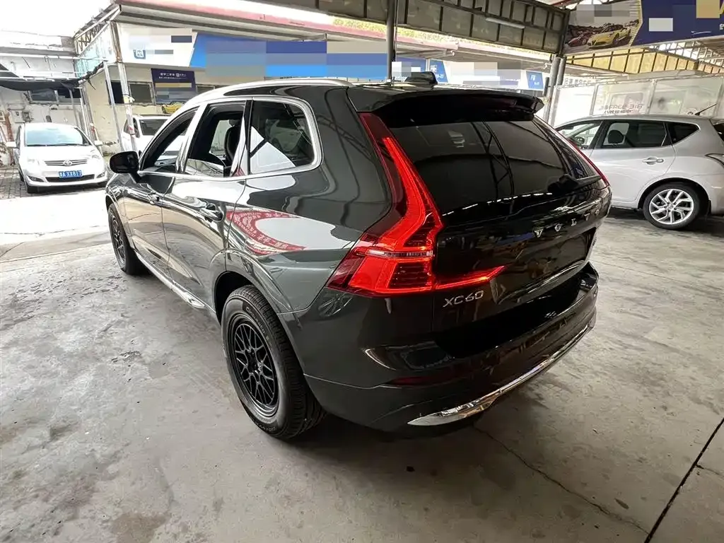 Volvo XC60 2022 из CN, фото 5