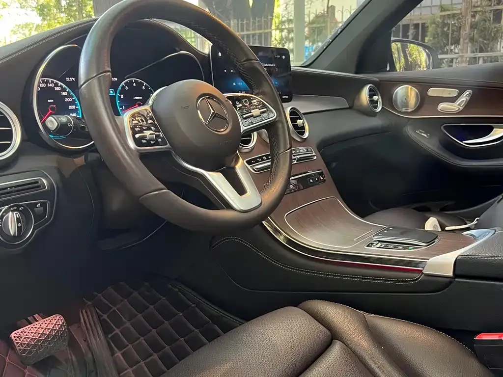 Mercedes-Benz GLC 2021 из CN, фото 3