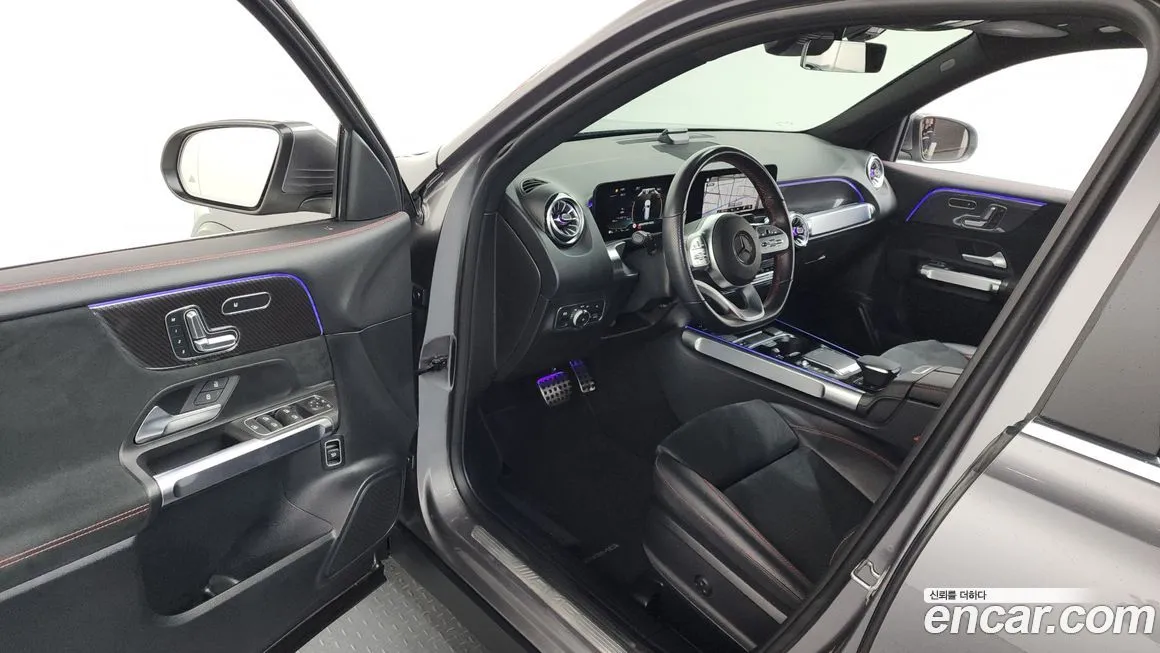 Mercedes-Benz GLB-Class — фото 10