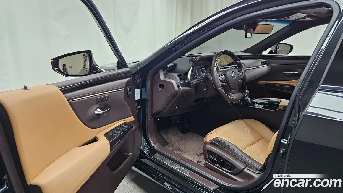 Lexus ES 2021 из KR, фото 10