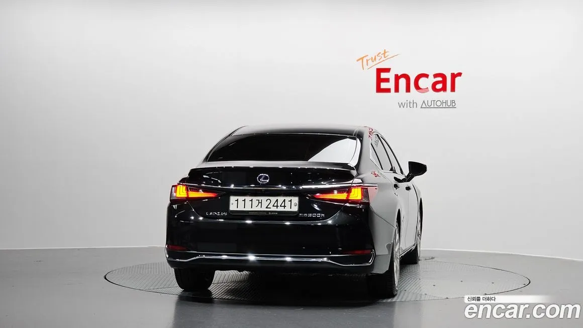 Lexus ES 2021 из KR, фото 4