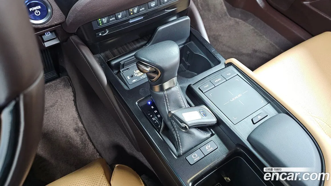 Lexus ES 2021 из KR, фото 9