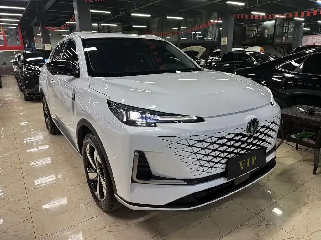 Changan CS55PLUS — фото 3