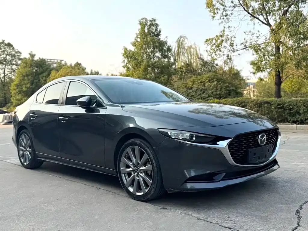 Mazda 3 Axela 2021 из CN, фото 2